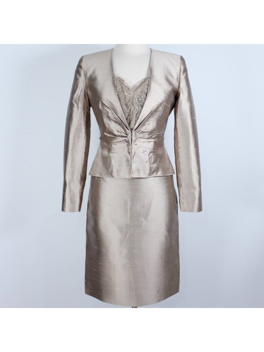Valentino skirt jacket suit sz 8 taupe 100% silk 2000s